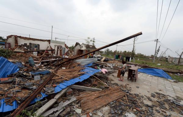 2025-08-06下午,江苏盐城发生了历史罕见的大风暴雨冰雹雷电等极端天气。 京华时报-东方IC 图